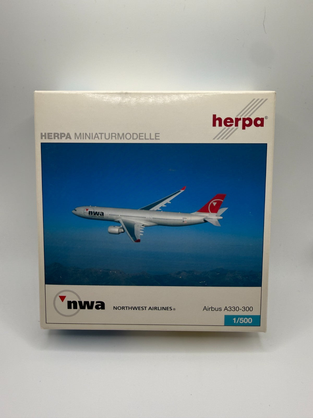 Herpa Wings 1:500 NWA Northwest Airlines A330-300
