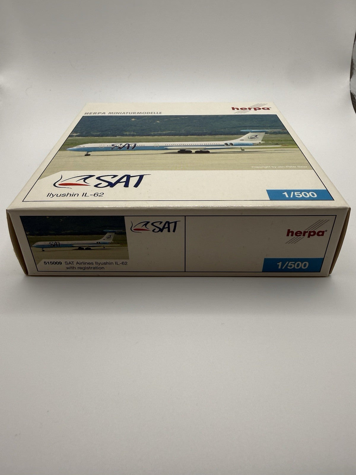 Herpa Wings 1:500 SAT Airlines IL-62