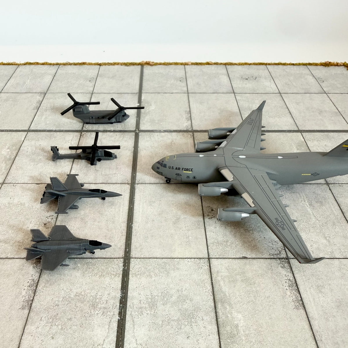für Herpa 1:500 / 1:400  Militär Flugzeug Set / Military Aircraft Set