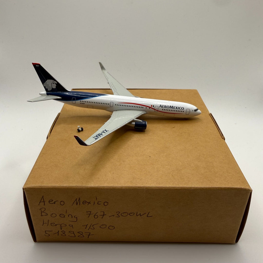 Herpa Wings 1:500 Aero Mexico 767-300 
