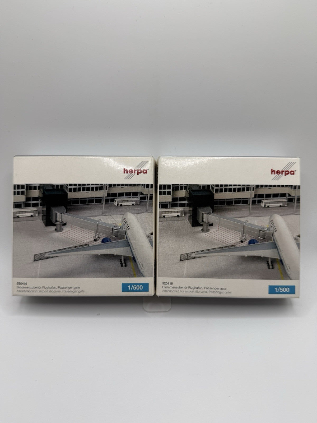 Herpa Wings 1:500 2x Passenger Gate Set Fluggastbrücken Jet Bridges Gangways