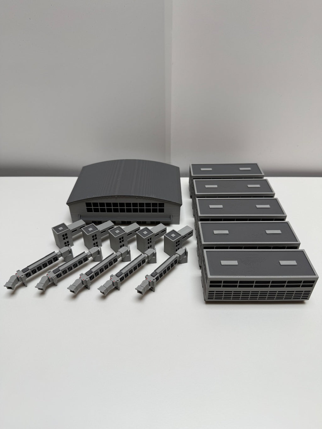 für Herpa Wings 1:500 Terminal Flughafen Airport with Jet bridges Set