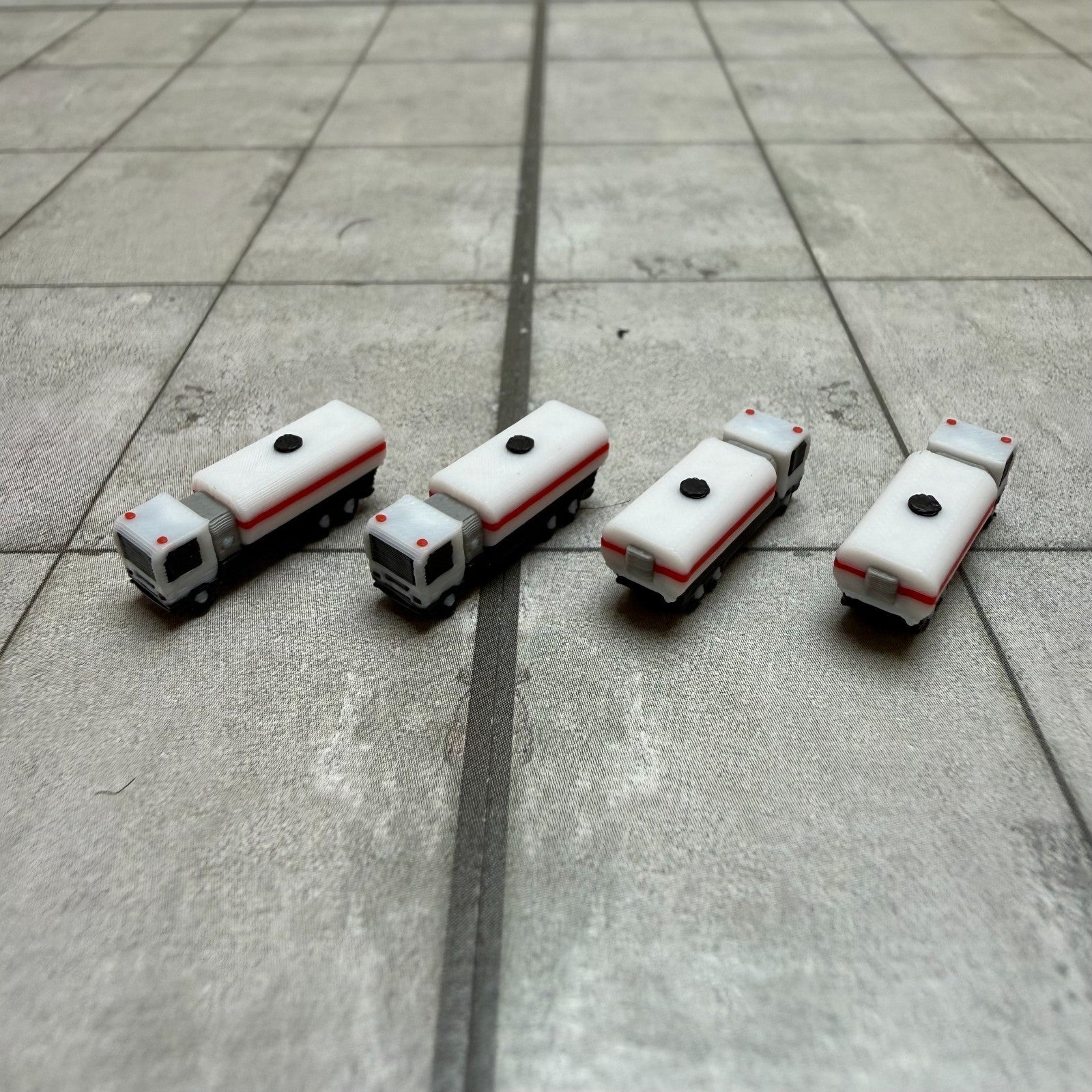 für Herpa Wings 1:500 / 1:400 10x Fuel truck V2 small Tanklastwagen  GSE