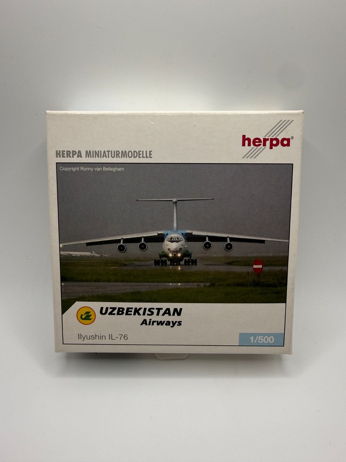 Herpa Wings 1:500 Uzbekistan Airways IL-76