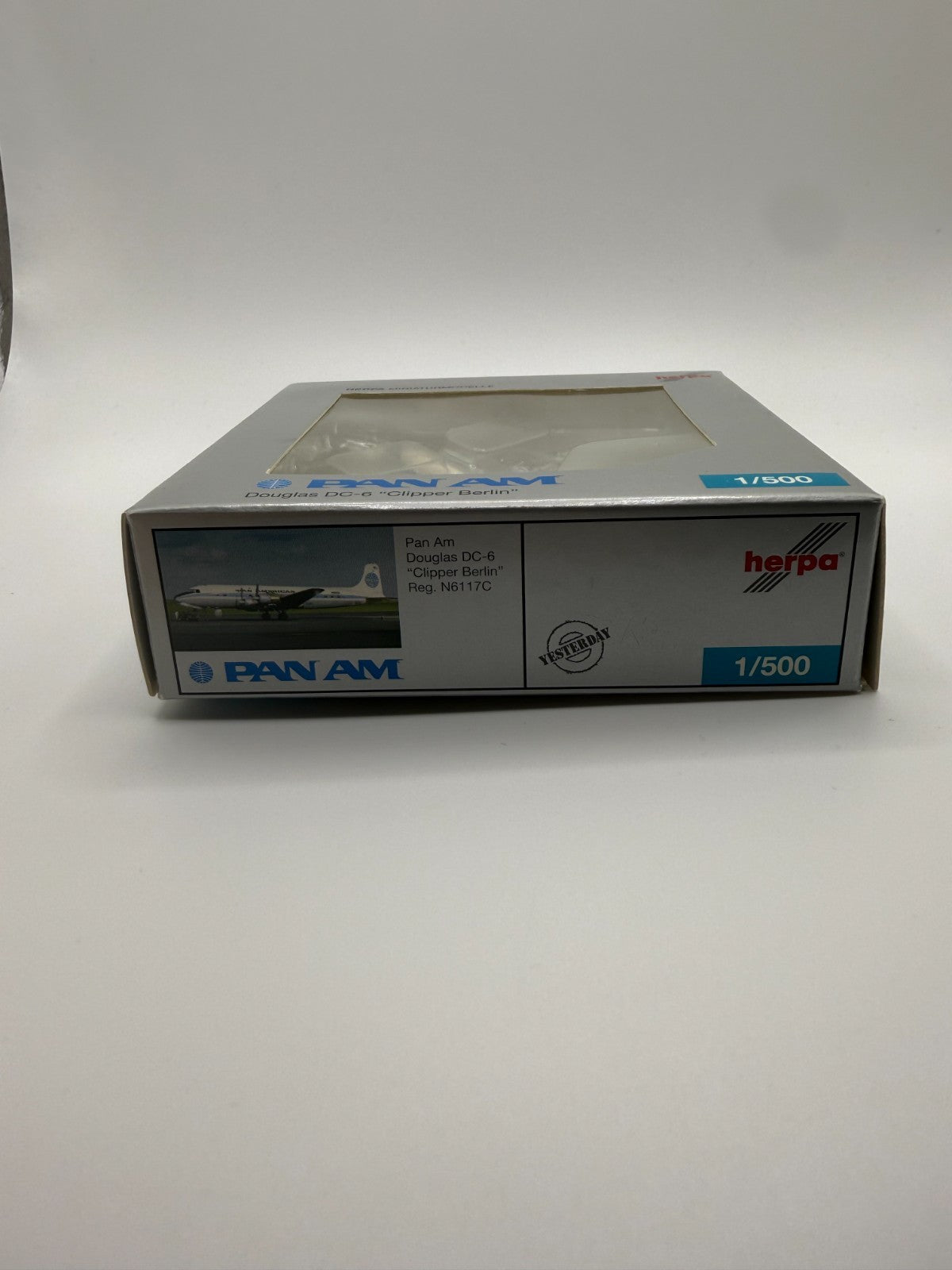 Herpa Wings 1:500 Pan Am DC-6