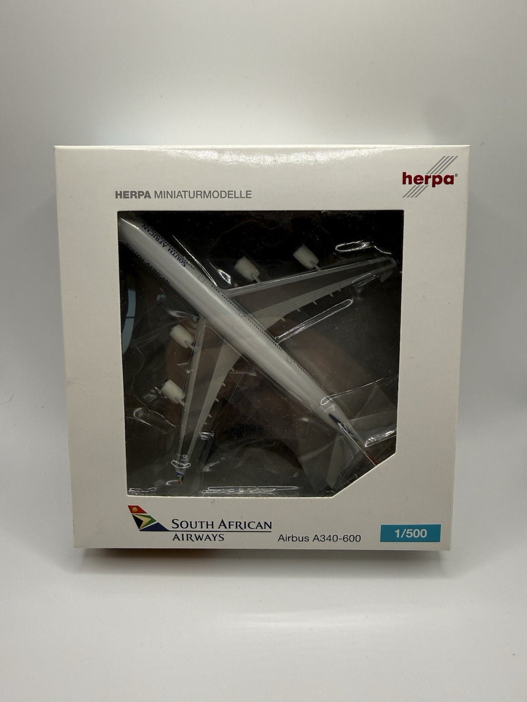 Herpa Wings 1:500 South African Airways A340-600