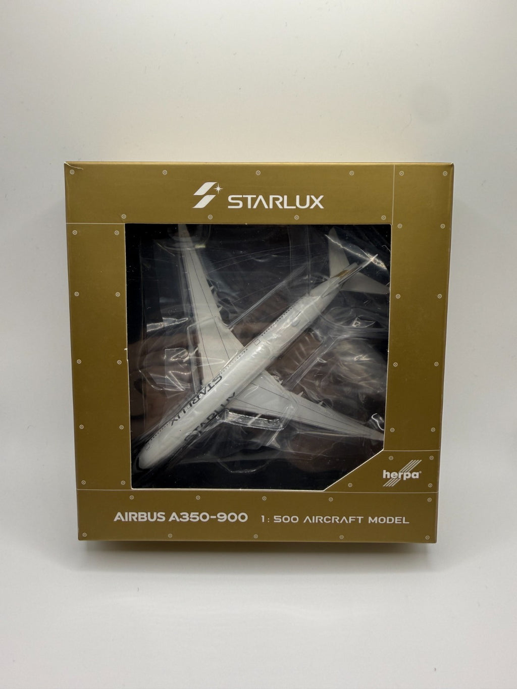 Herpa Wings 1:500 Starlux A350-900