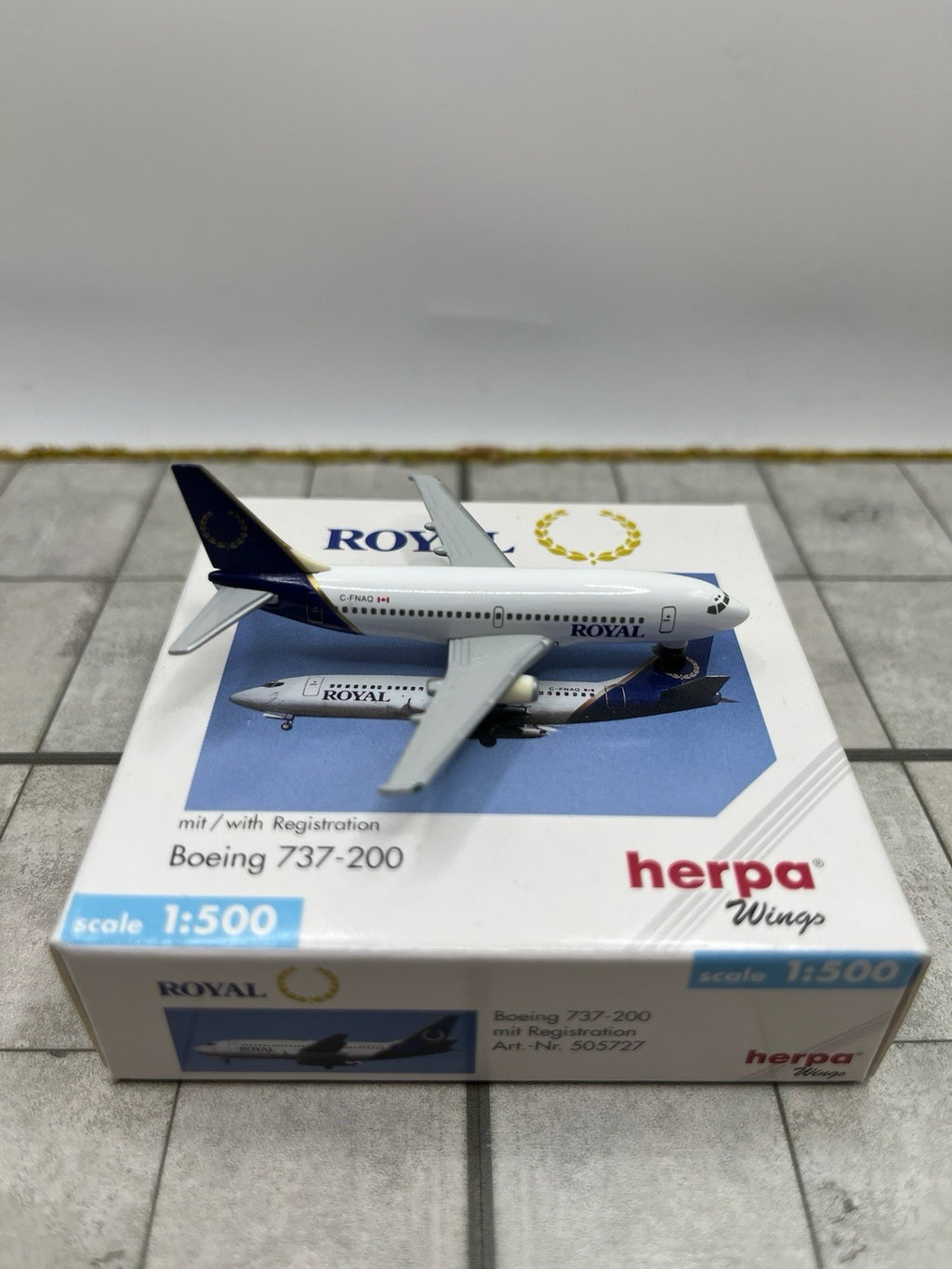 Herpa Wings 1:500 Royal 737-200