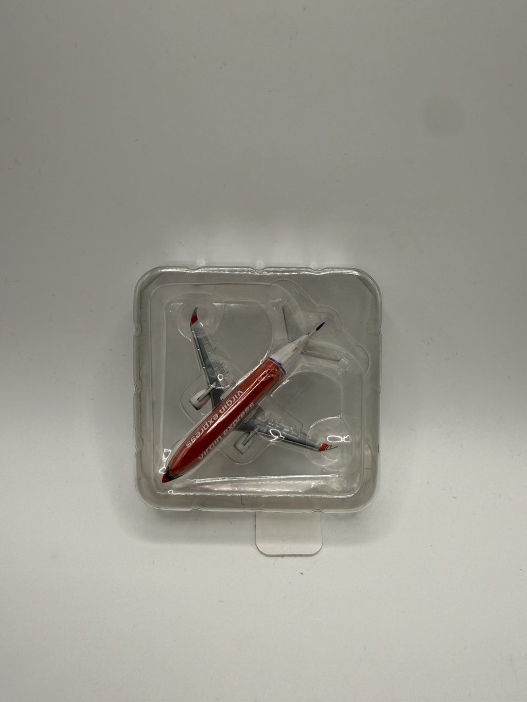 Herpa Wings 1:500 Virgin Express 737-300