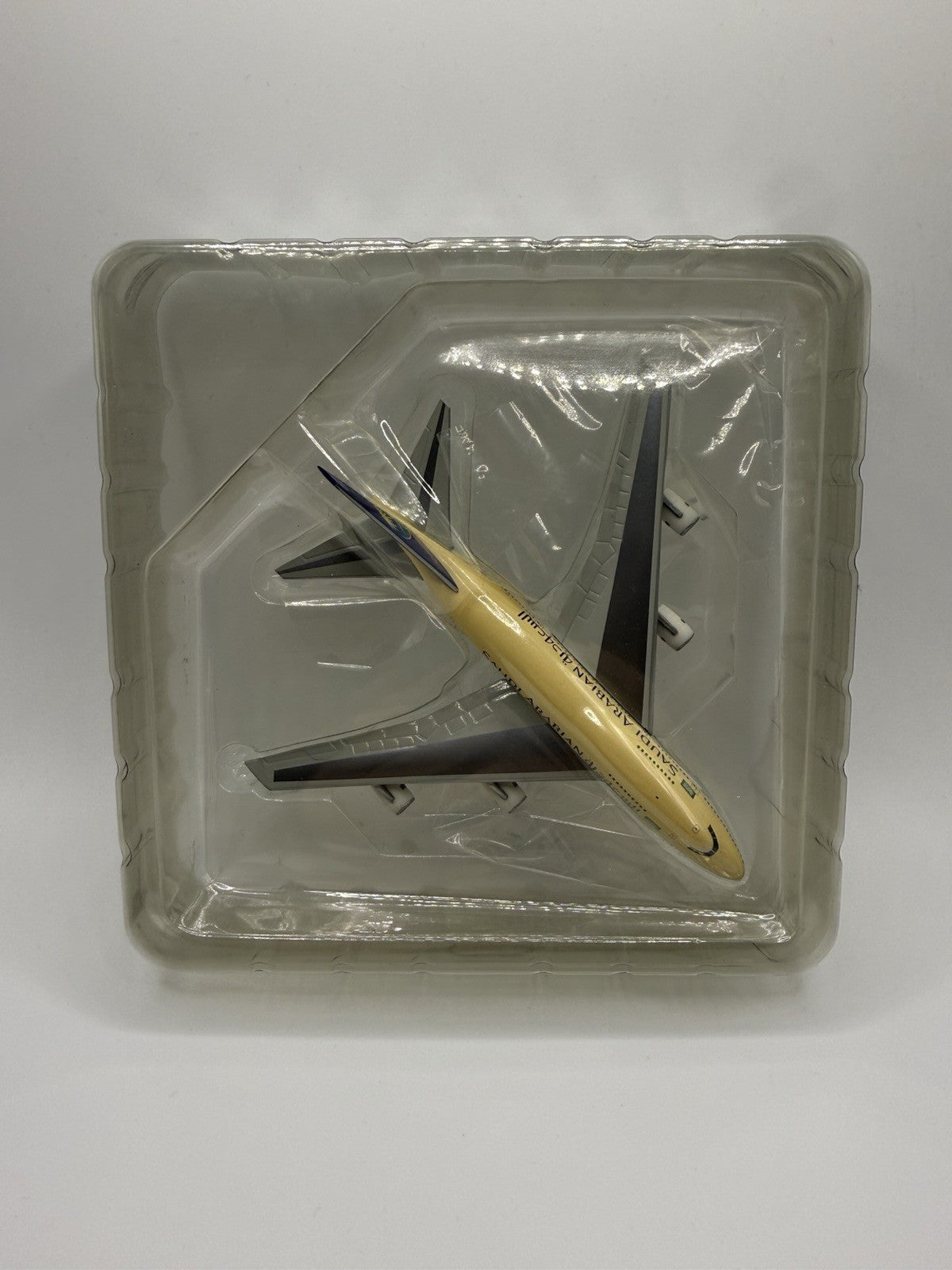 Herpa Wings 1:500 Saudi Arabian Airlines 747SP