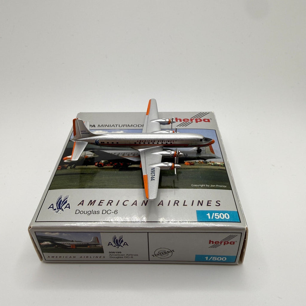 Herpa Wings 1:500 American Airlines DC-6