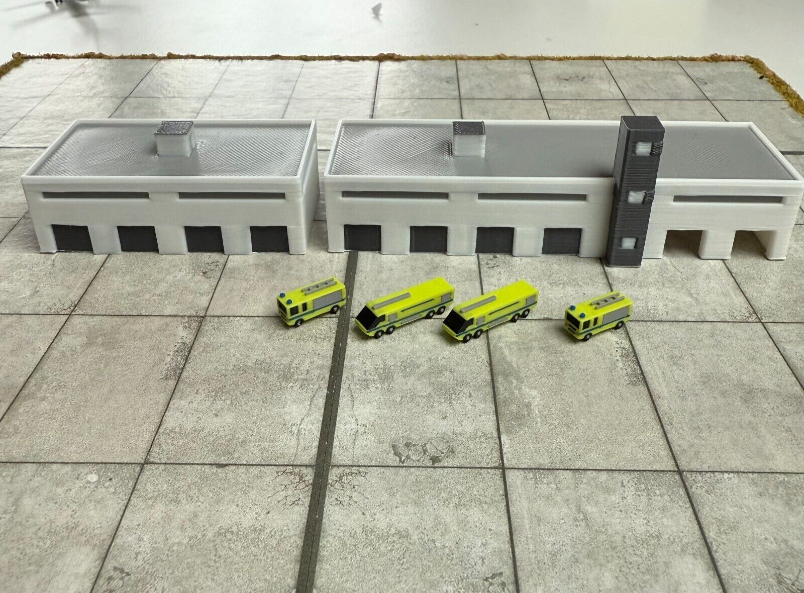 für Herpa Wings 1:500 Flughafen  Feuerwehr  / Airport Accessoires Fire Station