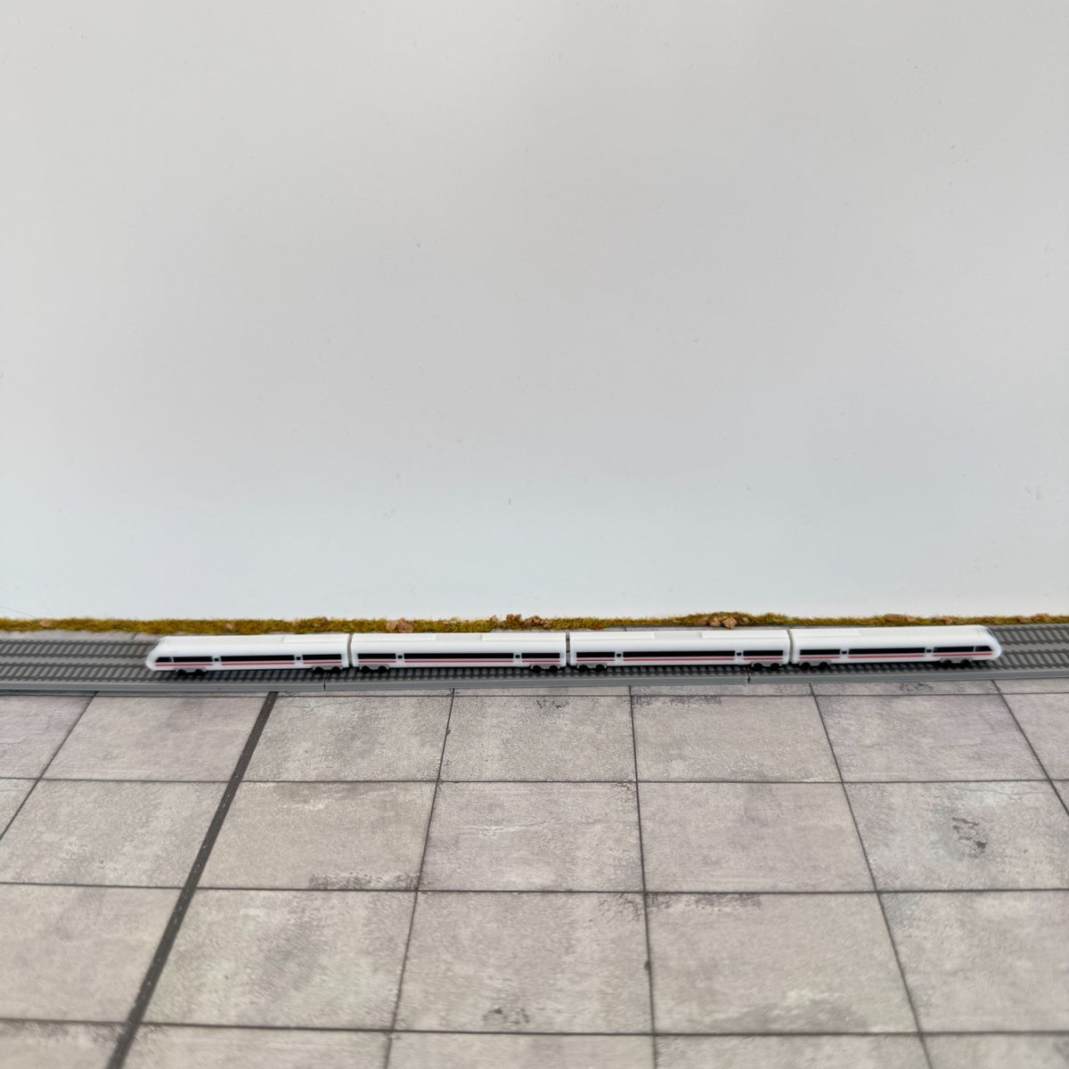 für Herpa Wings 1:500 / 1:400 Bahnhof Train Station Zug / Airport Accessoires