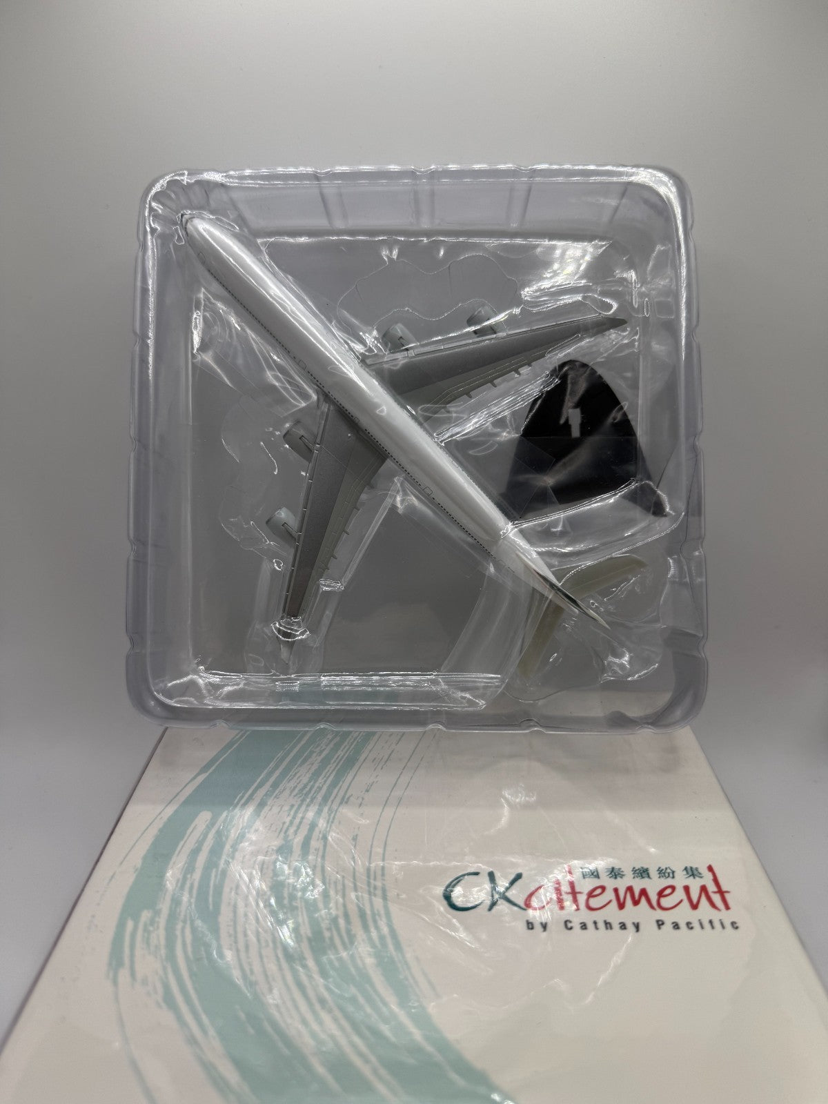 Herpa Wings 1:500 Cathay Pacific A340-600