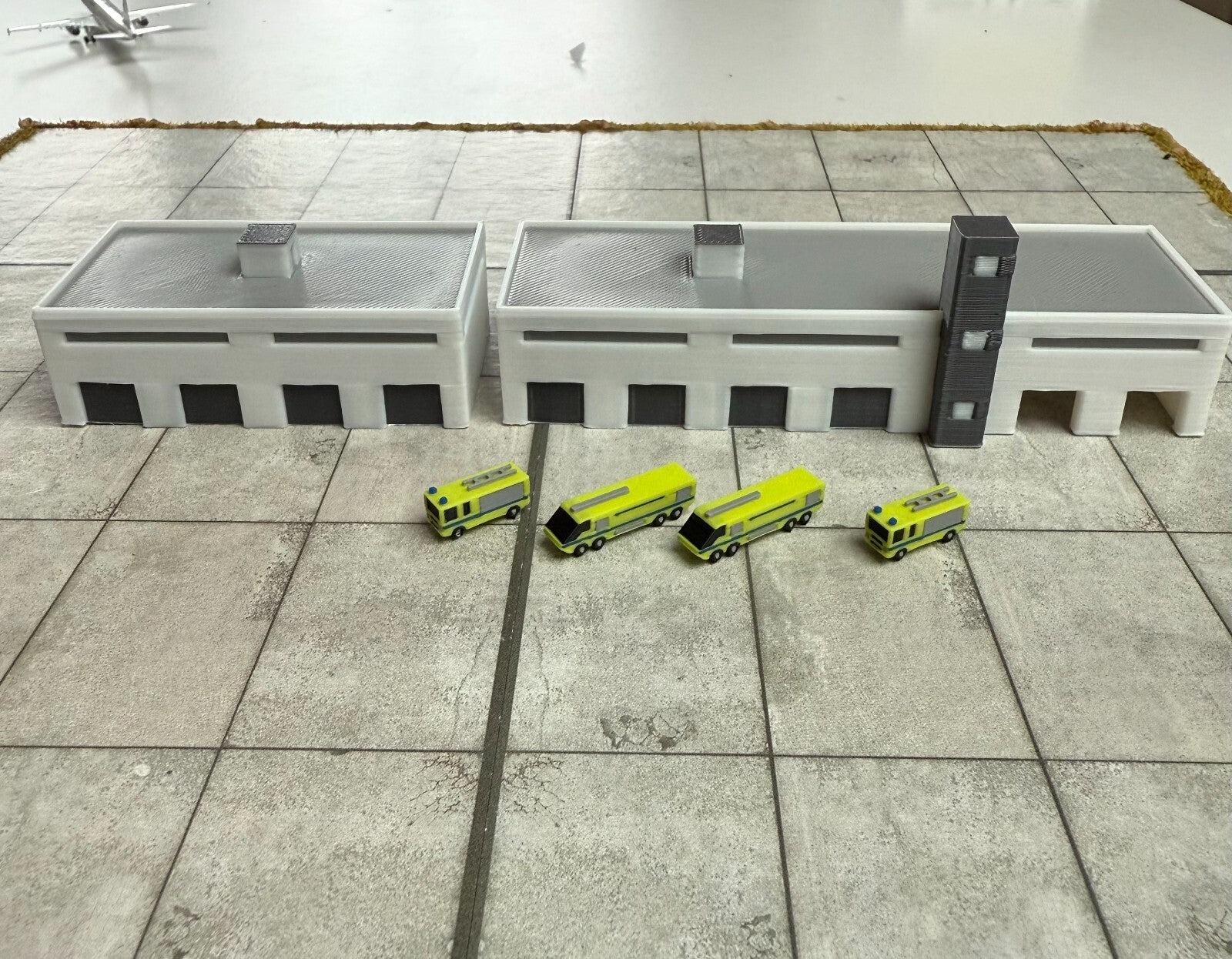 für Herpa Wings 1:500 Flughafen  Feuerwehr  / Airport Accessoires Fire Station