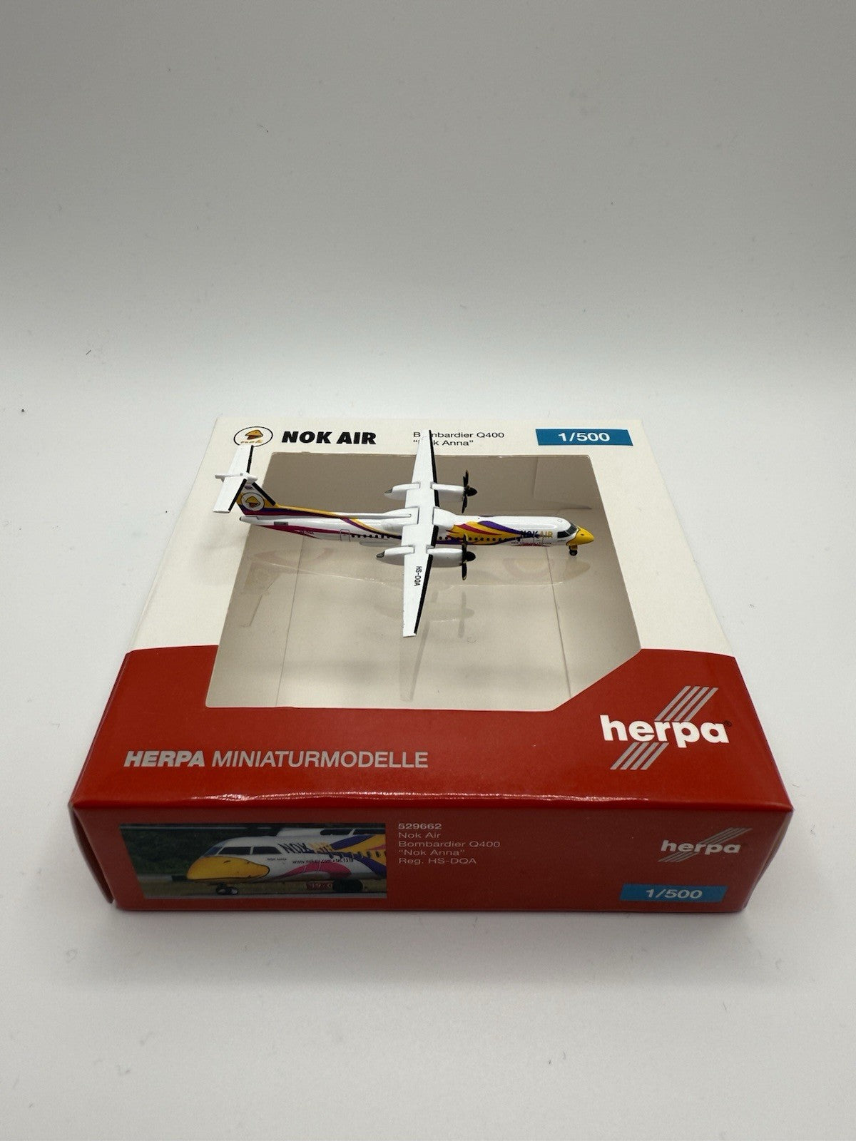 Herpa Wings 1:500 NOK Air Dash 8 Q400