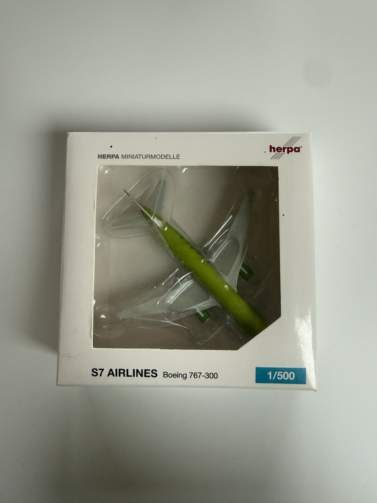 Herpa Wings 1:500 S7 Airlines 767-300