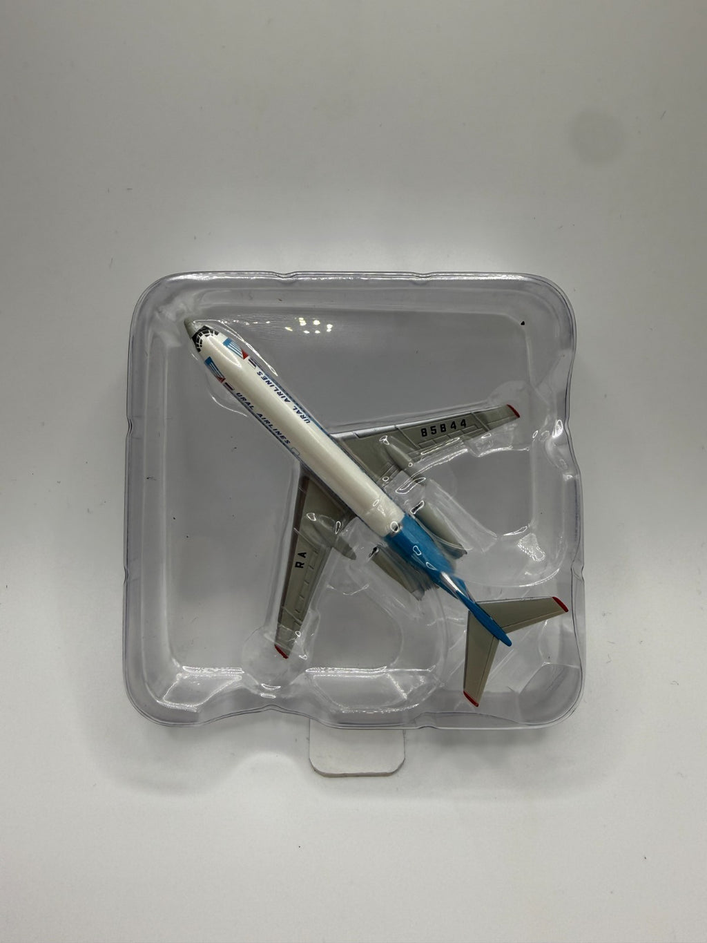 Herpa Wings 1:500 Ural Airlines Tu-154M