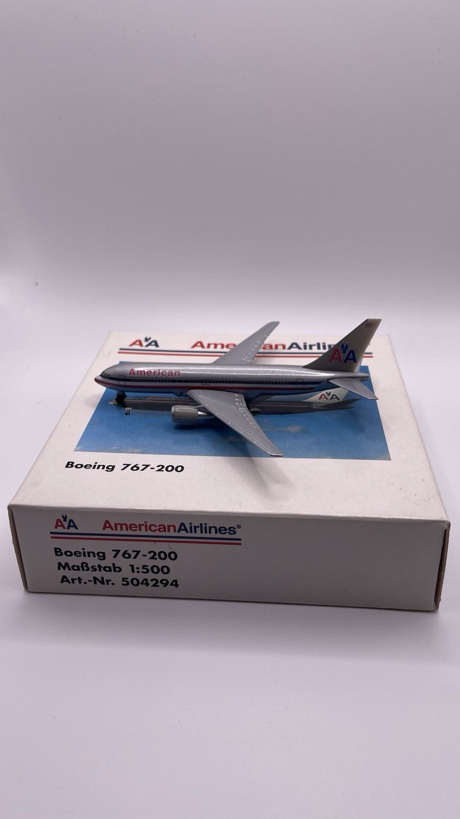 Herpa Wings 1:500 American Airlines 767-300