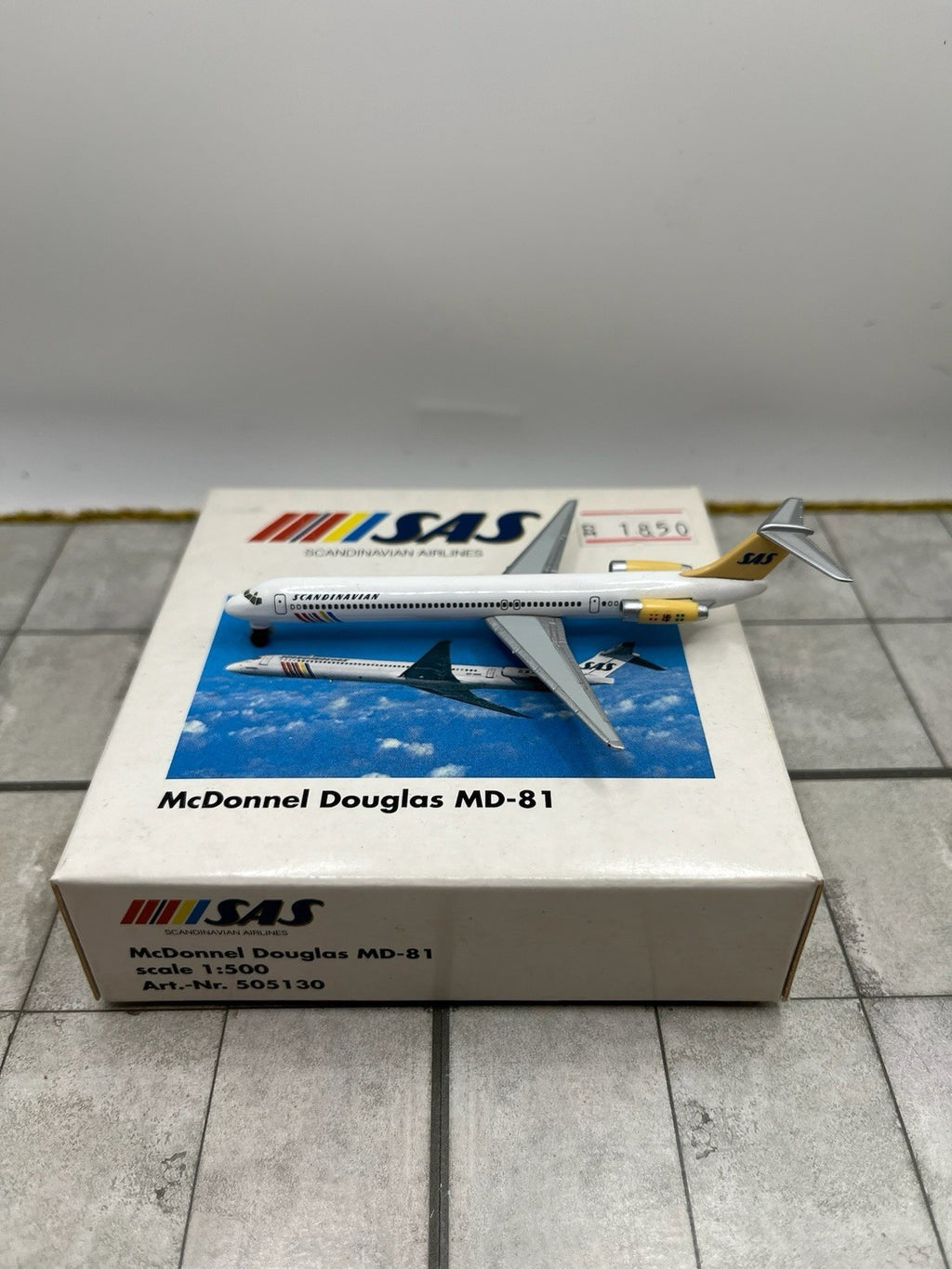 Herpa Wings 1:500 SAS MD-81