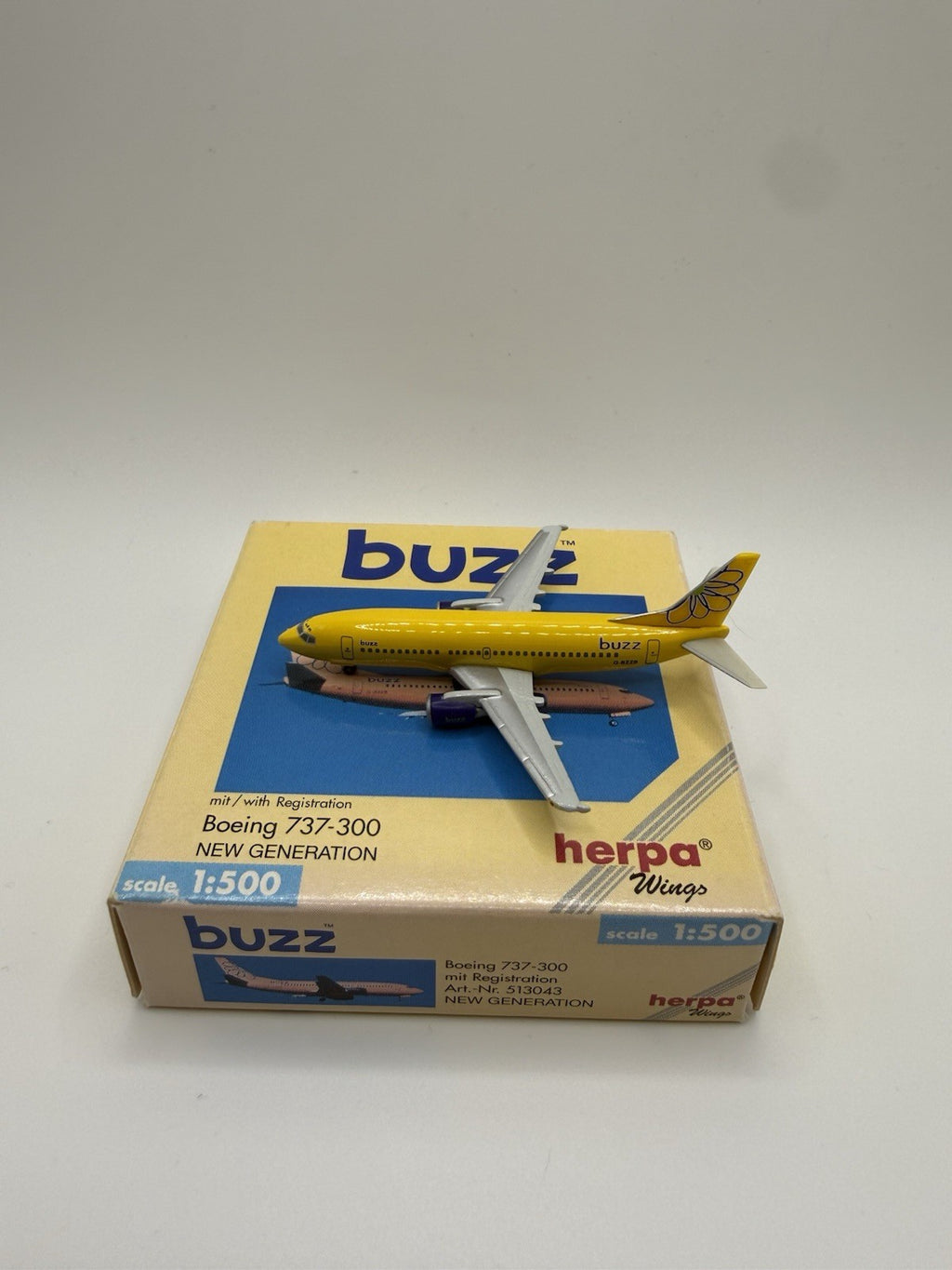 Herpa Wings 1:500 Buzz 737-300