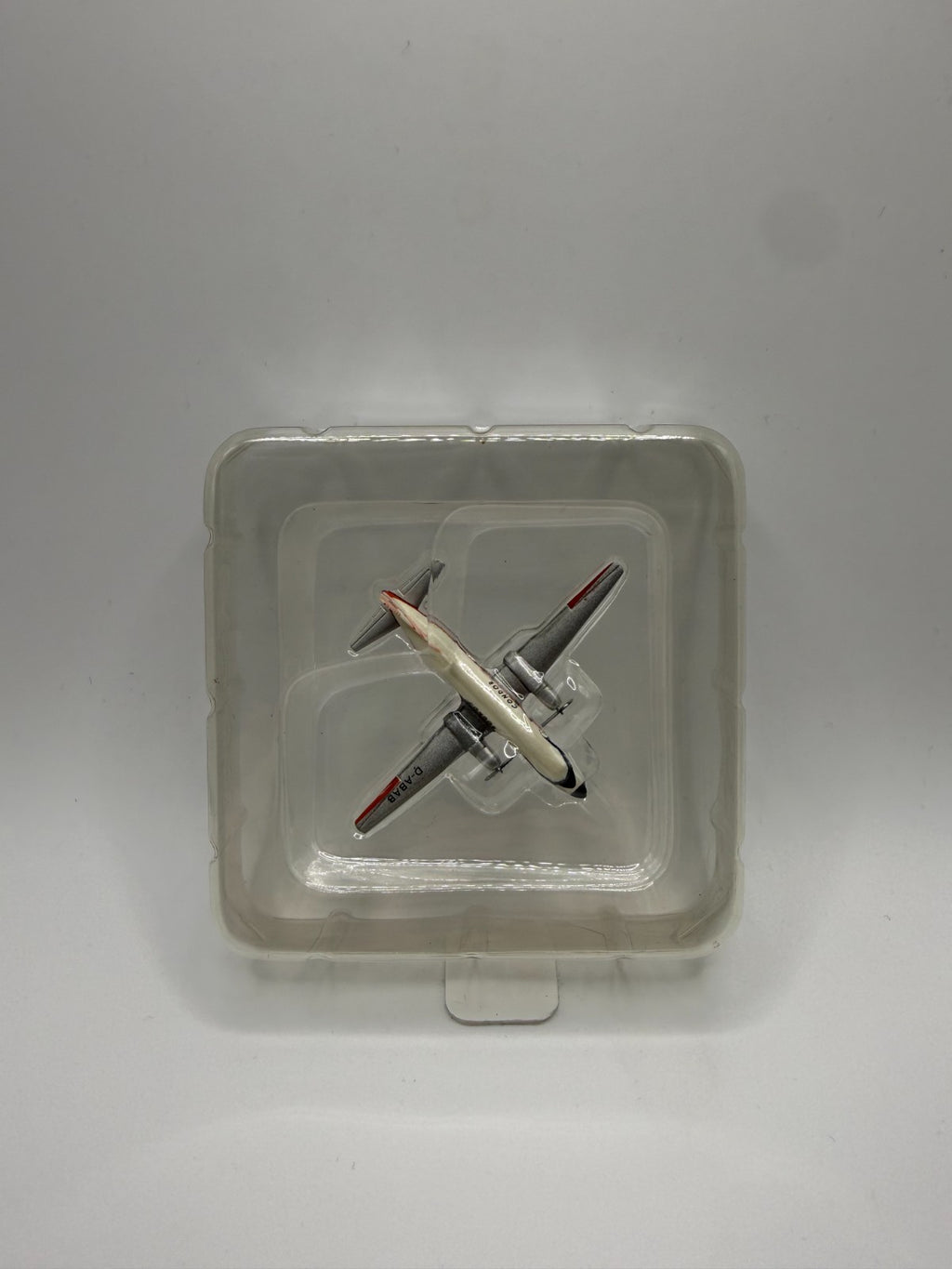 Herpa Wings 1:500 Condor Convair CV-440