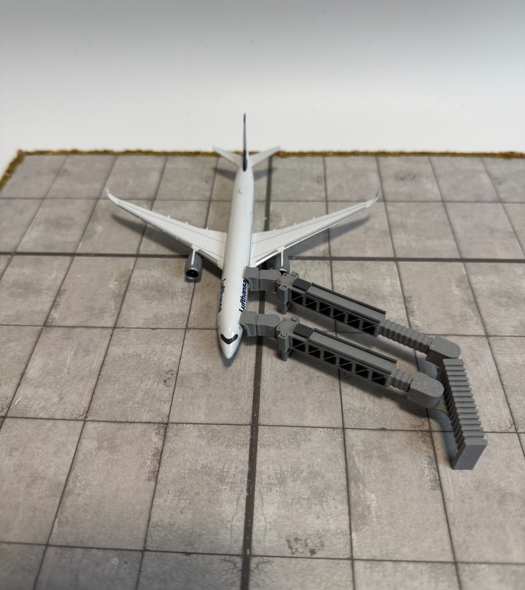 für Herpa Wings 1:500 / 1:400 5x Fluggastbrücken Jet bridges Gangways Zubehör