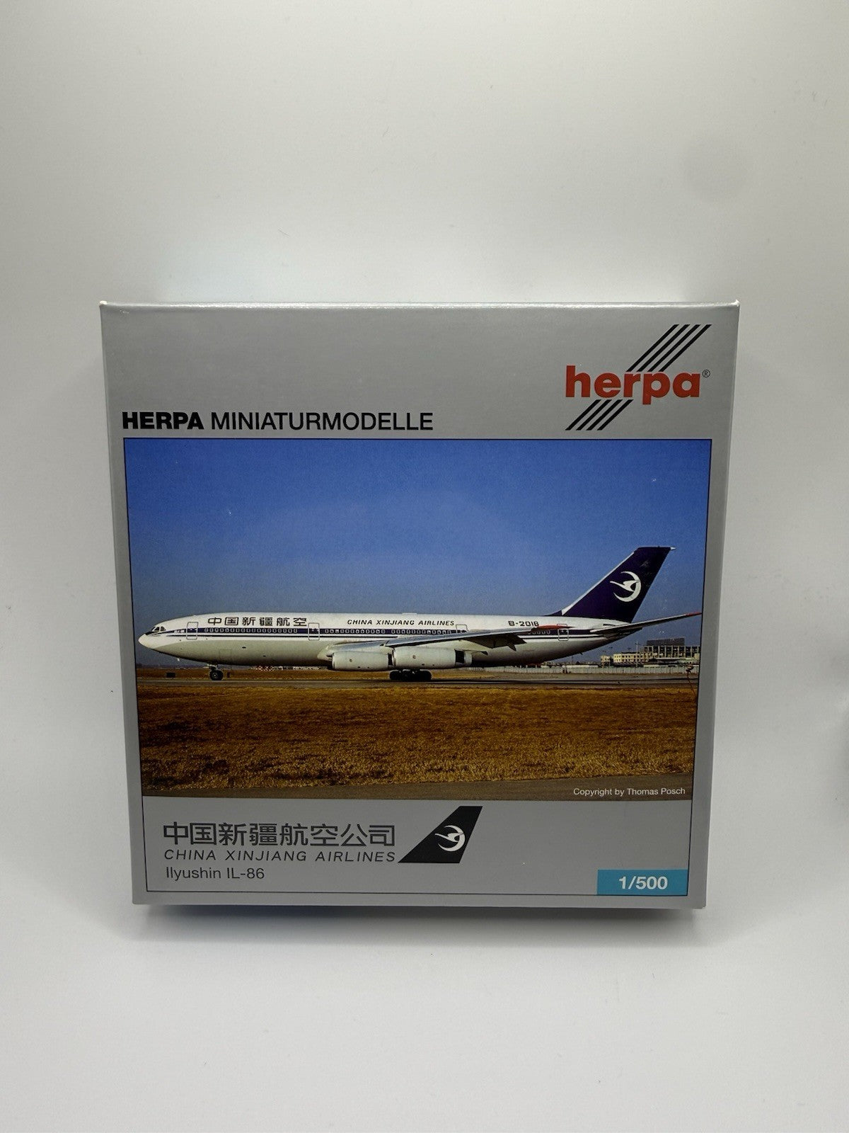 Herpa Wings 1:500 China Xinjiang Airlines IL-86