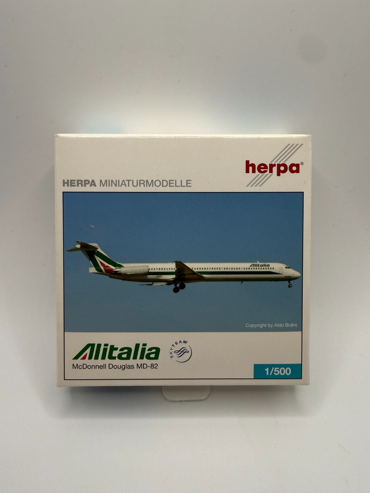 Herpa Wings 1:500 Alitalia MD-82
