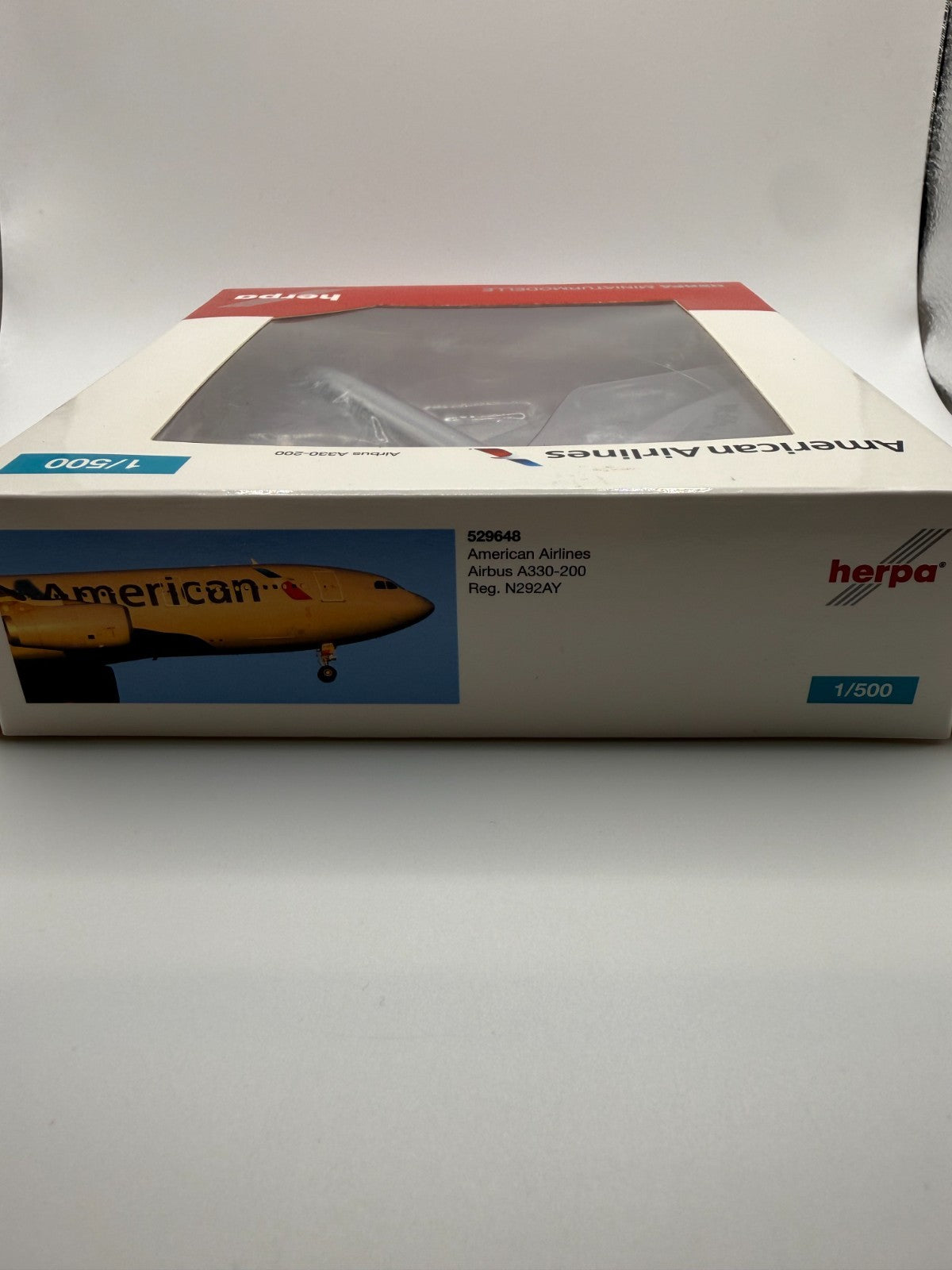 Herpa Wings 1:500 American Airlines A330-200