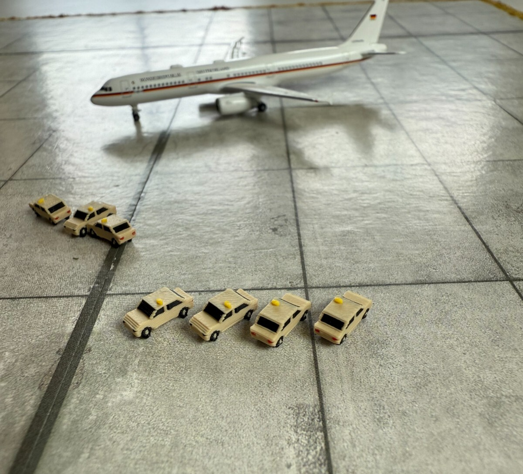 für Herpa Wings 1:500 / 1:400 10x Taxi GSE  / Airport Accessoires