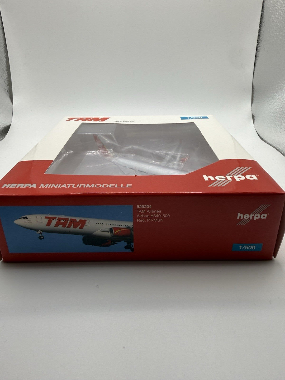 Herpa Wings 1:500 TAM A340-500