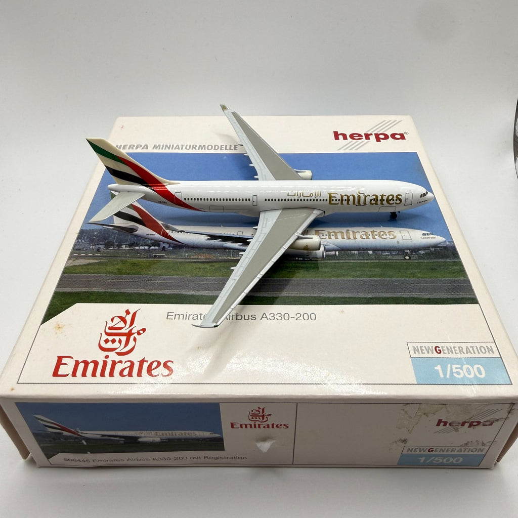 Herpa Wings 1:500 Emirates A330-200