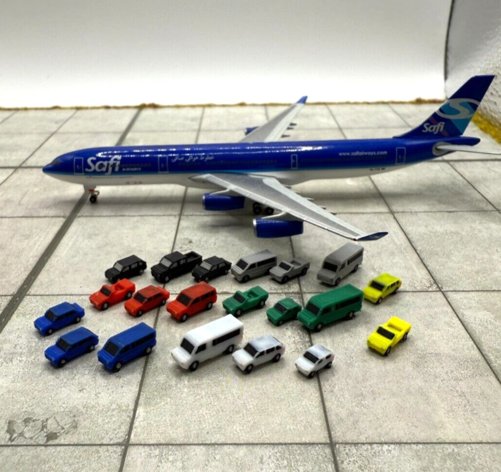 für Herpa Wings 1:500 / 1:400 20x Cars Autos GSE Zubehör / Airport Accessoires