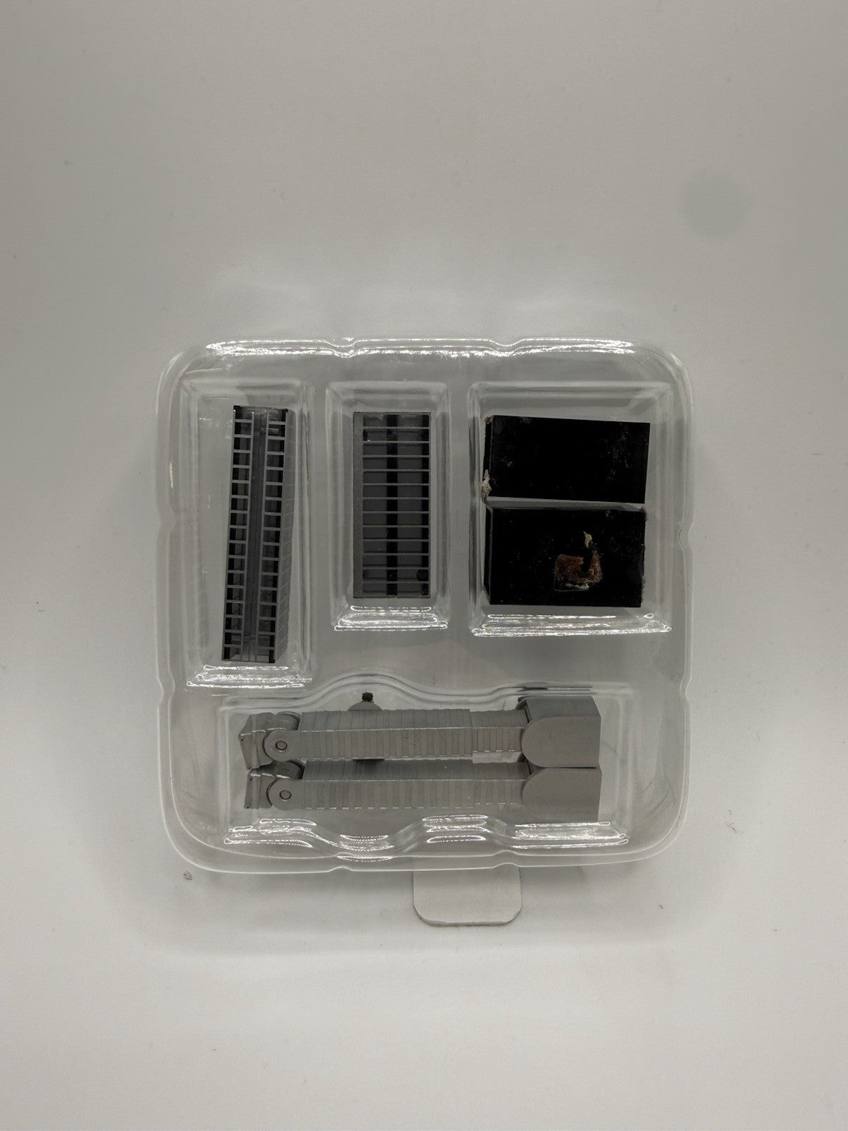 Herpa Wings 1:500 2x Passenger Gate Set Fluggastbrücken Jet Bridges Gangways