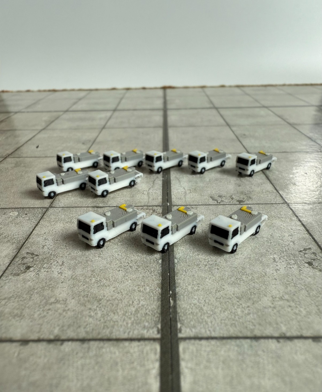 für Herpa Wings 1:500 / 1:400 10x  Lavatory trucks  GSE / Airport Accessoires