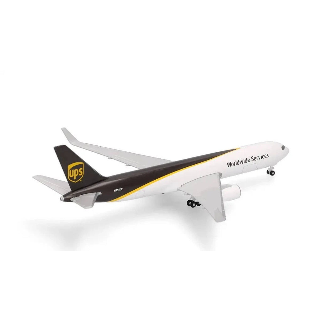 Herpa 1:500 UPS Airlines Boeing 767-300F N354UP 526166-001