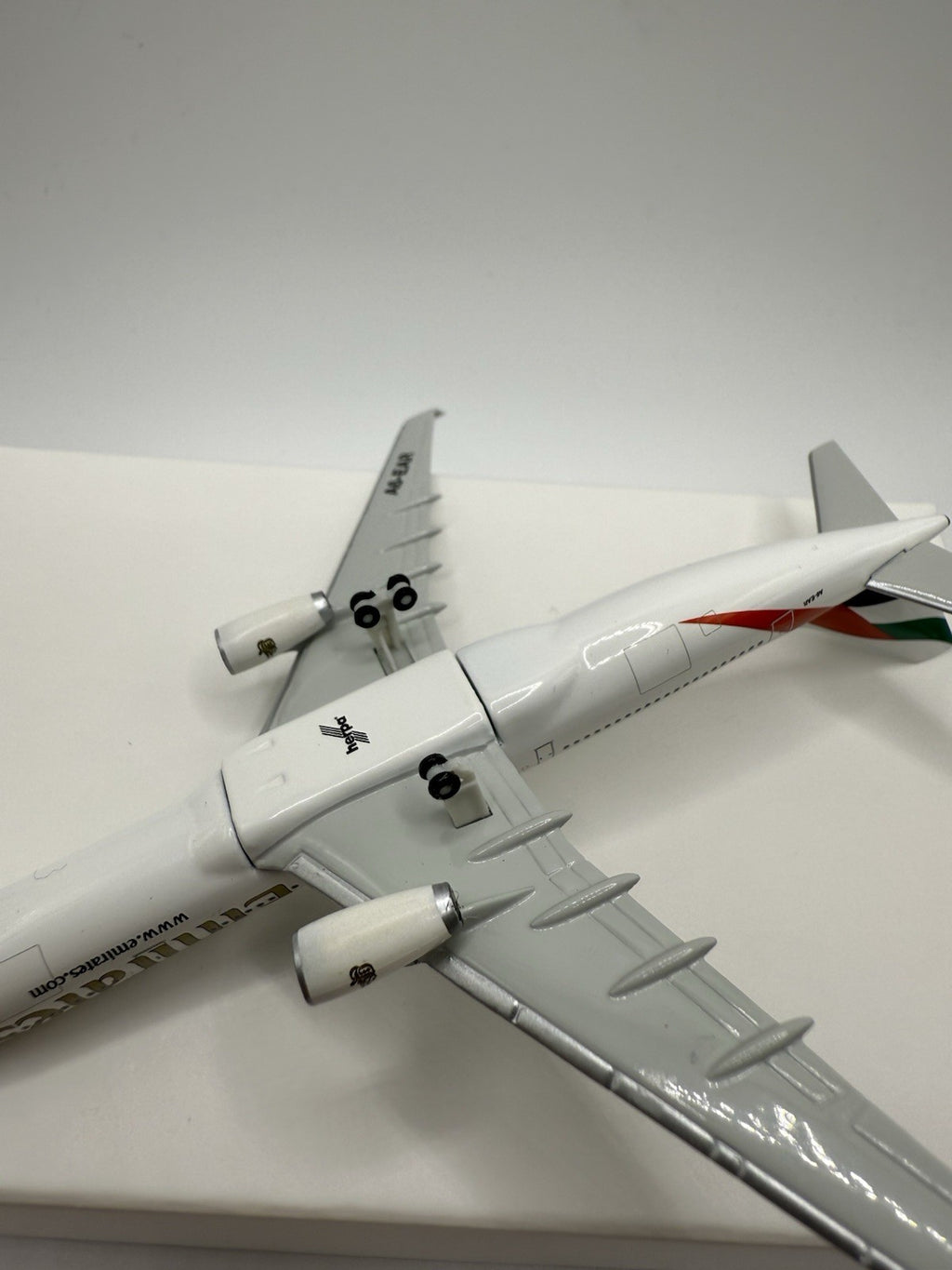 Herpa Wings 1:500 Emirates A330-200