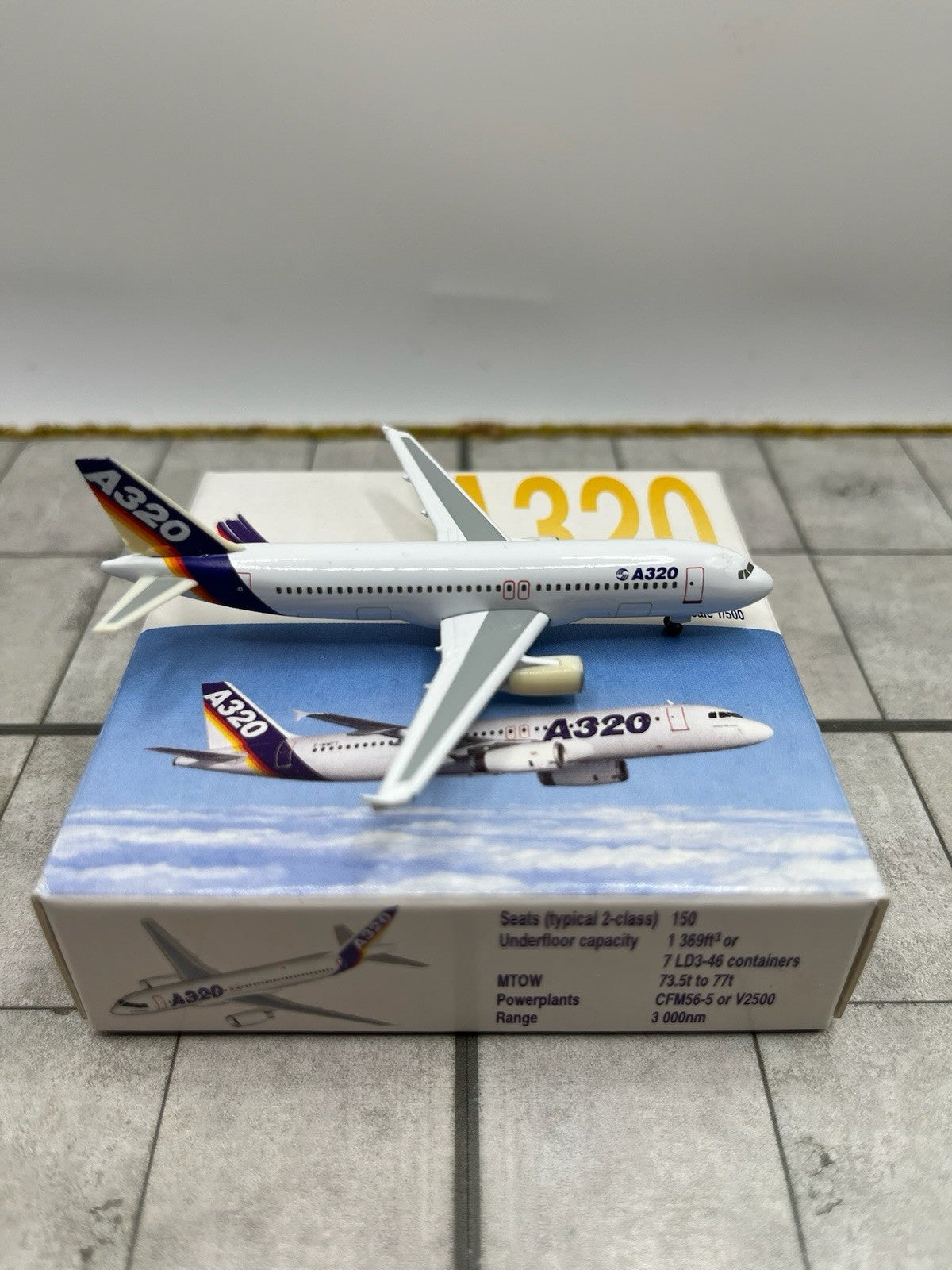 Herpa Wings 1:500 Airbus A320 Home Livery