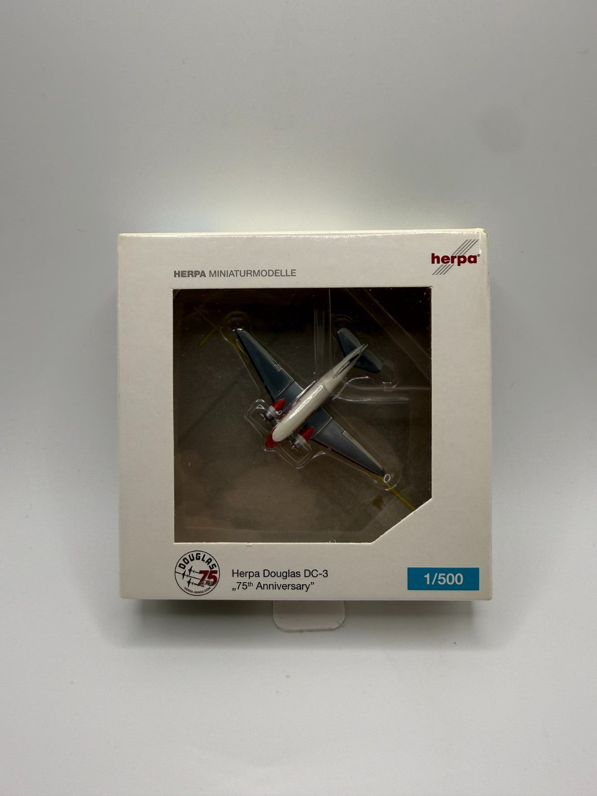 Herpa Wings 1:500 Douglas DC-3