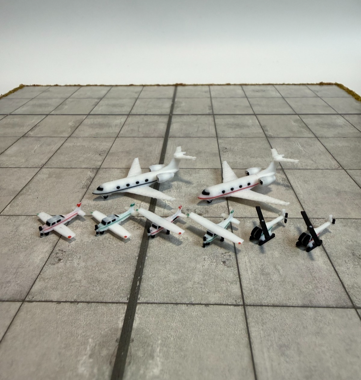 für Herpa 1:500 8x General Aviation Airplanes Cessna Piper  Helicopter GSE