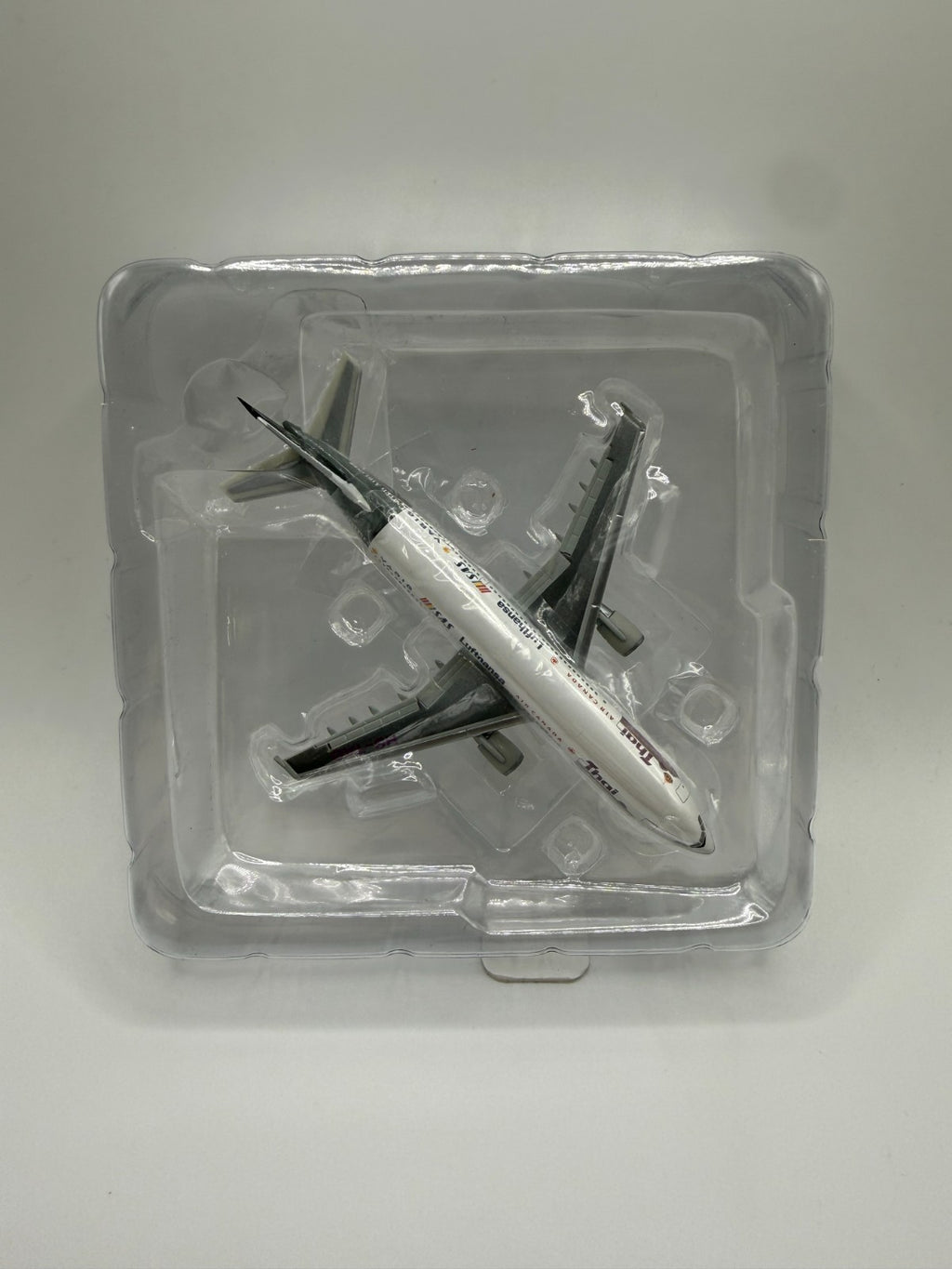 Herpa Wings 1:500 Thai Airways A300-600