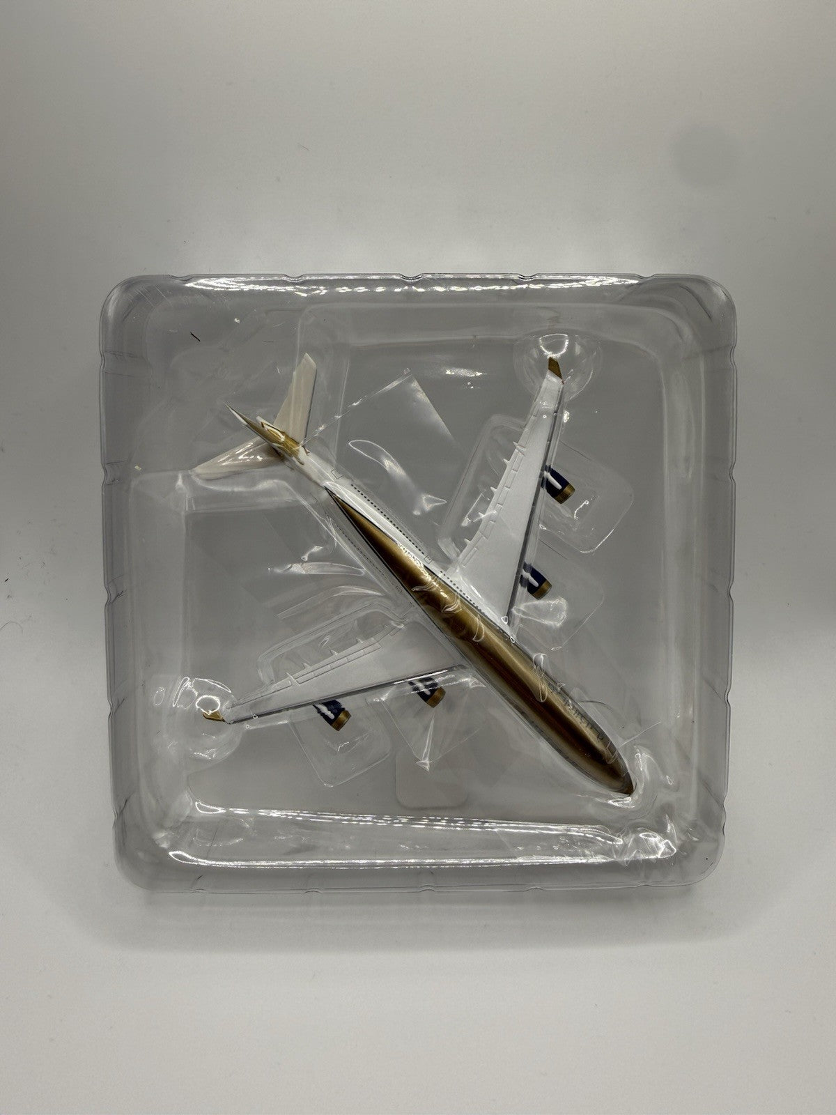 Herpa Wings 1:500 Gulf Air A340-300
