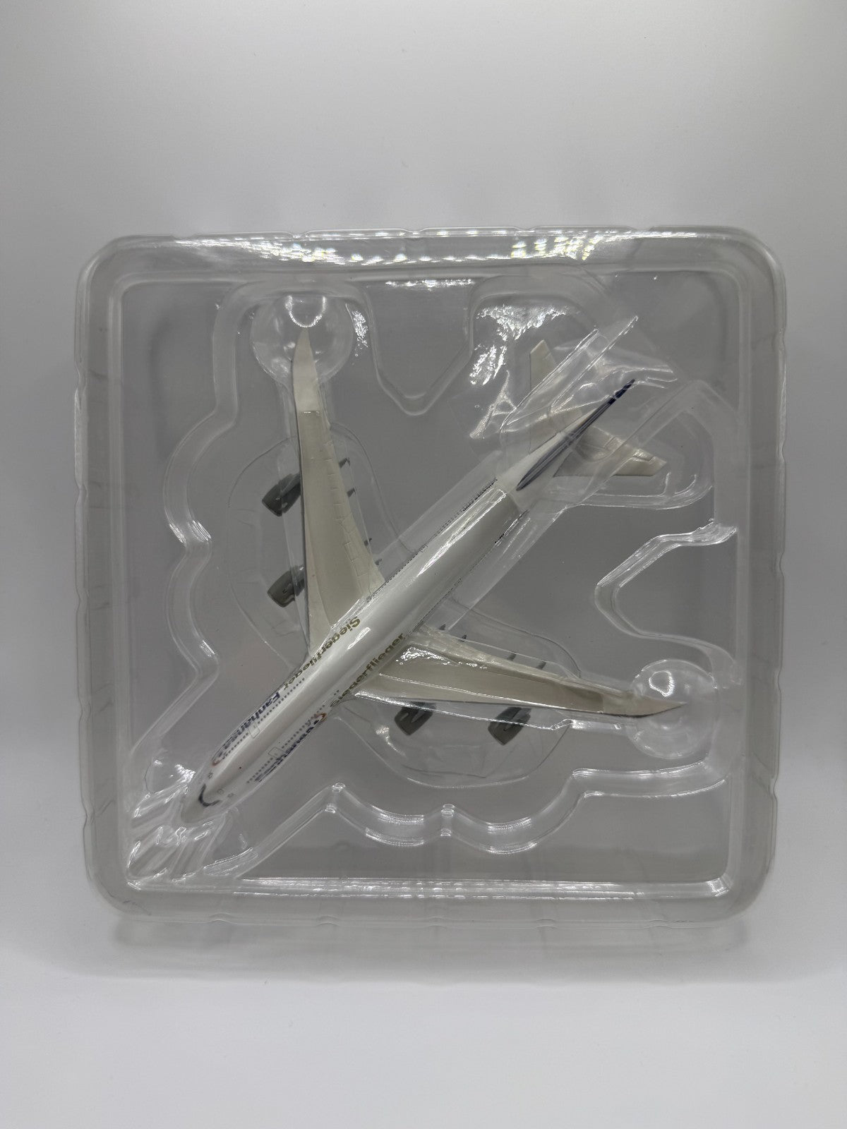 Herpa Wings 1:500 Lufthansa 747-8 Fanhansa