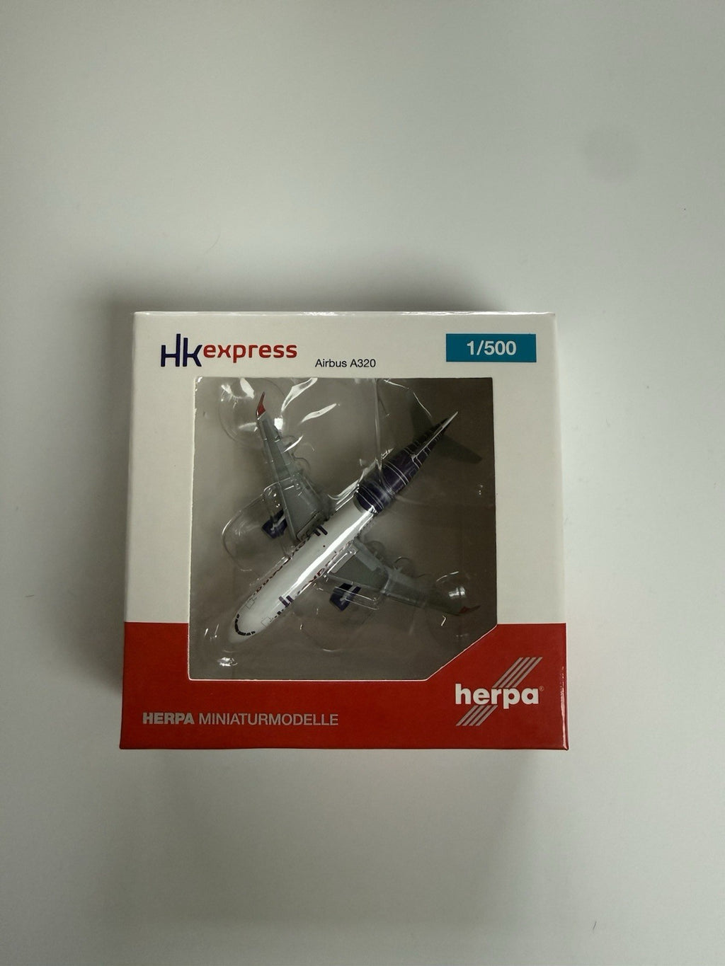 Herpa Wings 1:500 HK Express A320