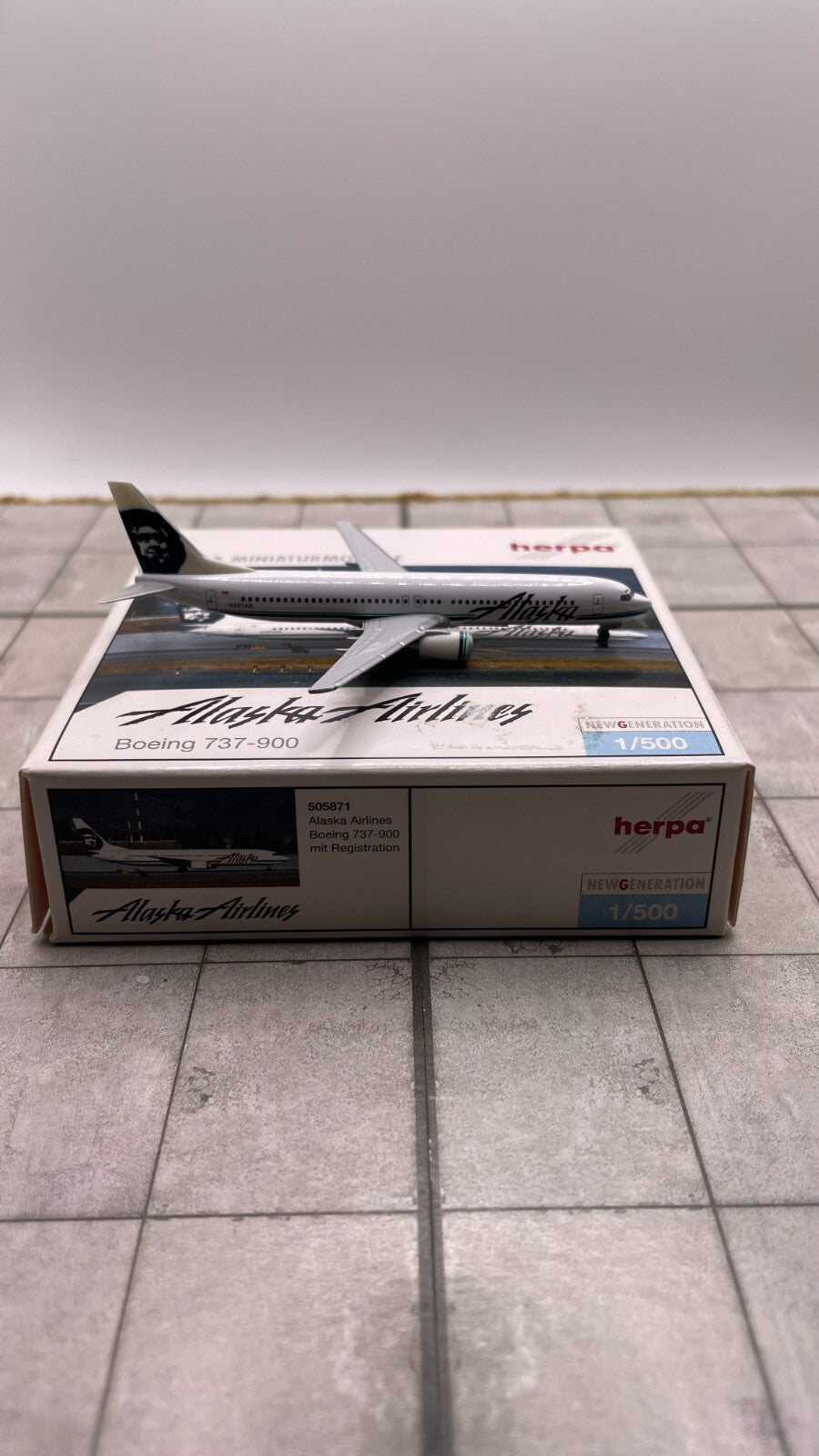 Herpa Wings 1:500 Alaska Airlines 737-900