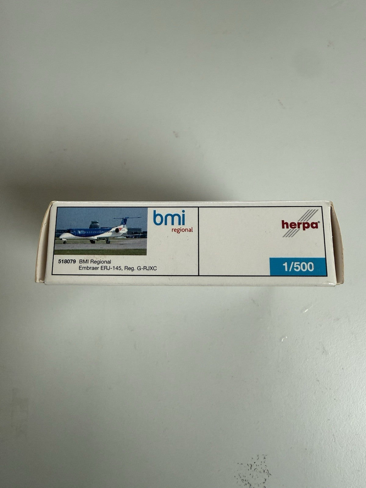 Herpa Wings 1:500 BMI ERJ-145