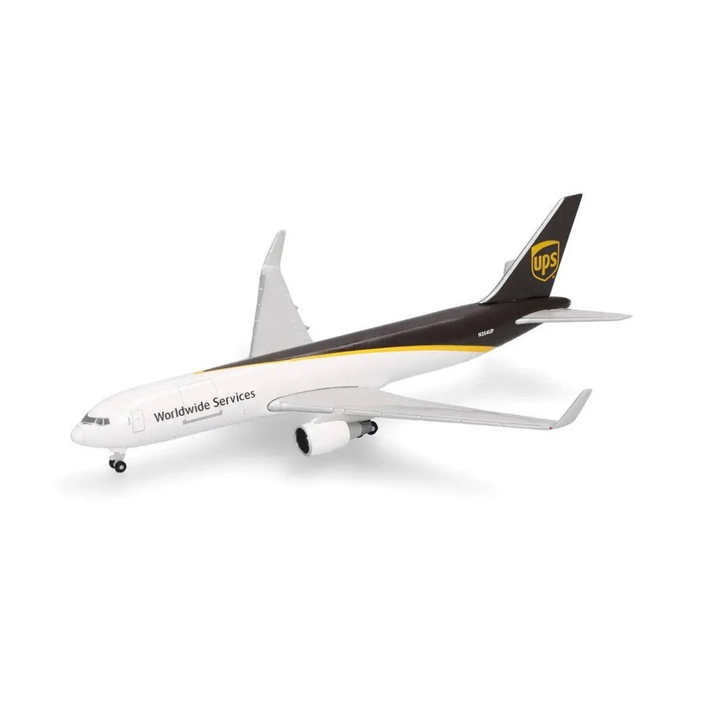 Herpa 1:500 UPS Airlines Boeing 767-300F N354UP 526166-001