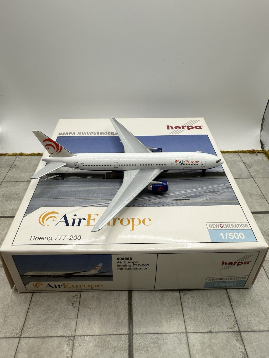 Herpa Wings 1:500 Air Europe 777-200