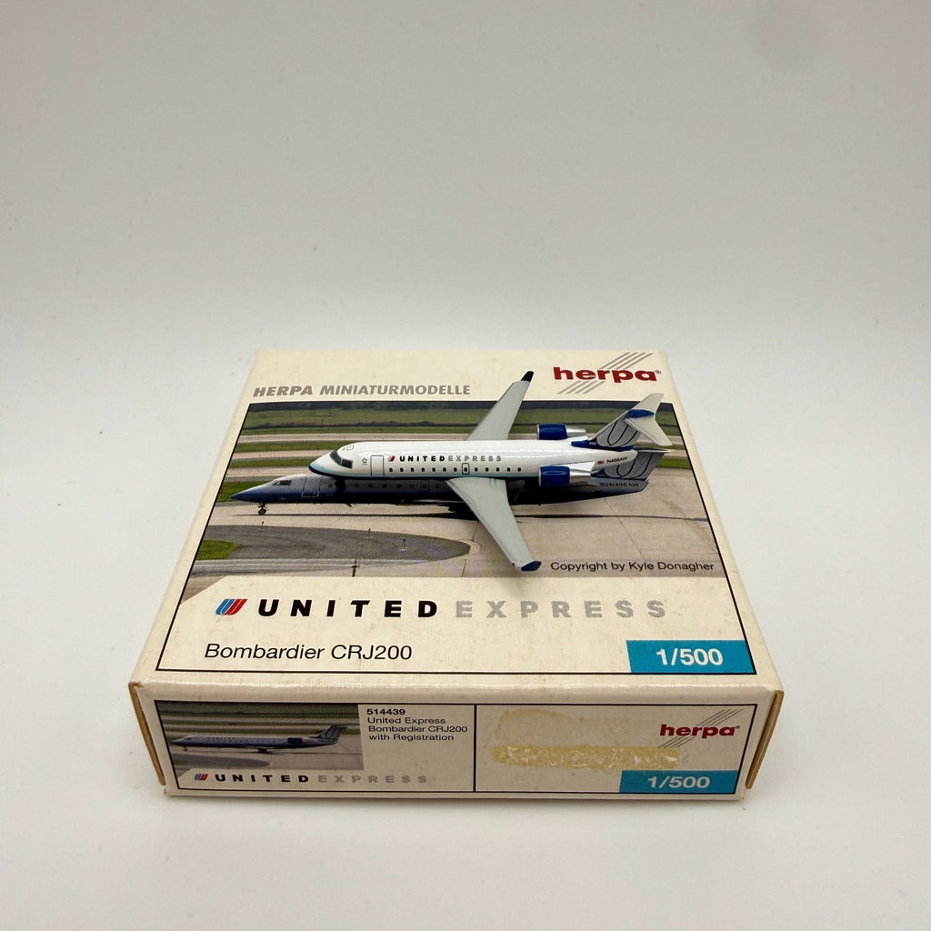 Herpa Wings 1:500 United Airlines Express CRJ-200